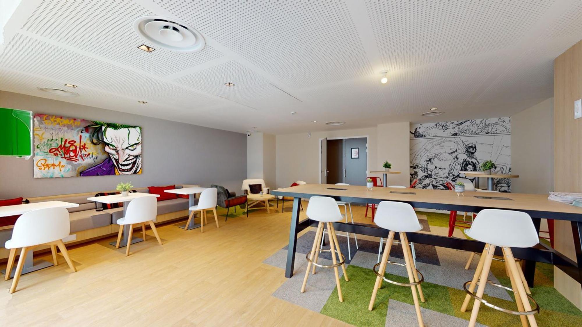Studio 8 ฟงแตนโบล ภายนอก รูปภาพ